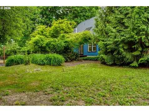 3769 Julia Loop Eugene OR 97404