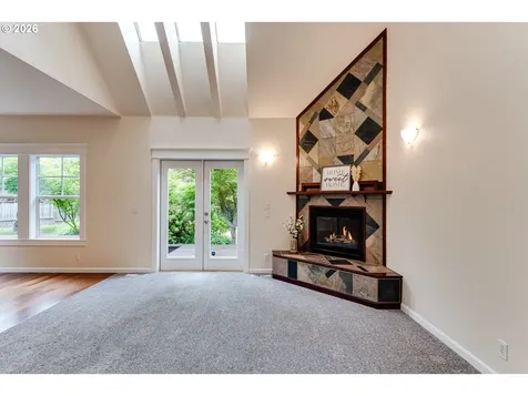3769 Julia Loop Eugene OR 97404