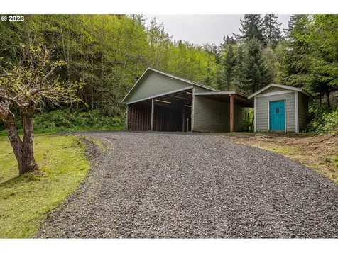 233 Johanneson Creek Road Reedsport OR 97467