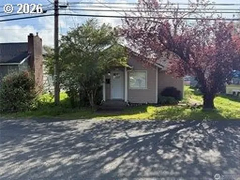1216 N 1st Avenue Kelso WA 98626
