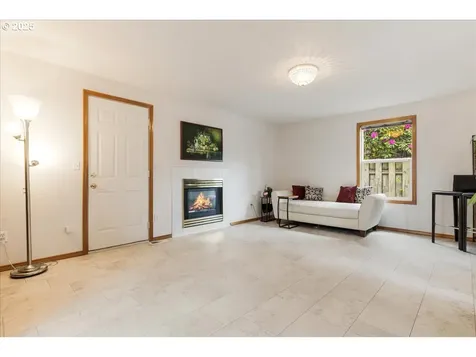 3011 SE 81st Avenue Portland OR 97206