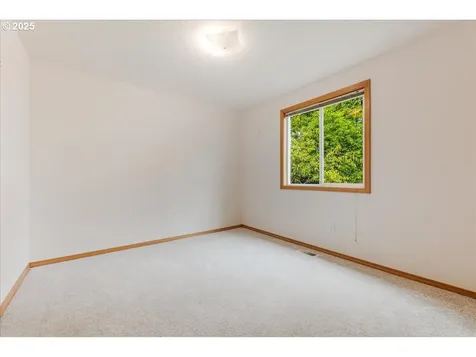 3011 SE 81st Avenue Portland OR 97206