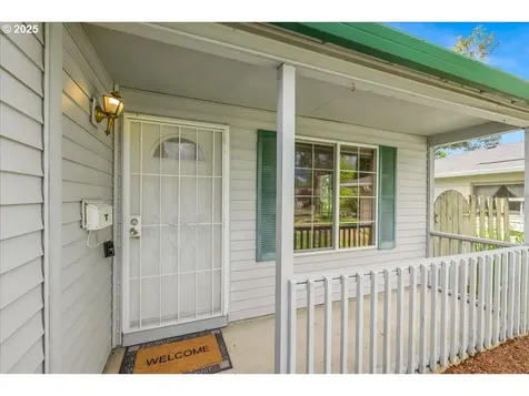 3011 SE 81st Avenue Portland OR 97206