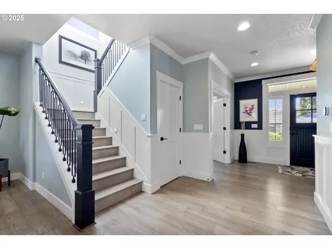 2113 Willamette Falls Drive West Linn OR 97068