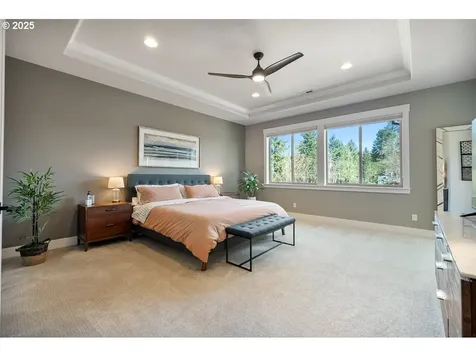 2113 Willamette Falls Drive West Linn OR 97068