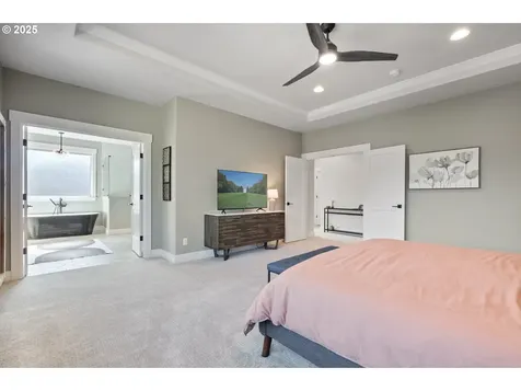 2113 Willamette Falls Drive West Linn OR 97068