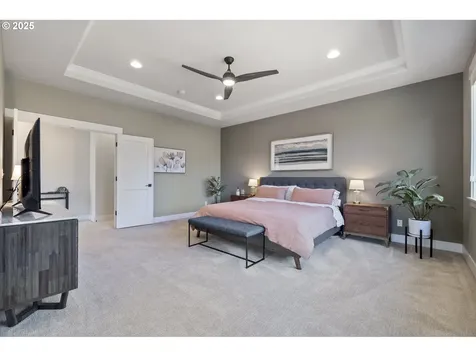 2113 Willamette Falls Drive West Linn OR 97068