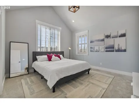 2113 Willamette Falls Drive West Linn OR 97068
