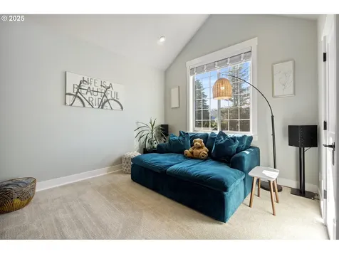 2113 Willamette Falls Drive West Linn OR 97068