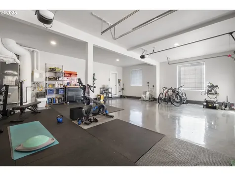 2113 Willamette Falls Drive West Linn OR 97068