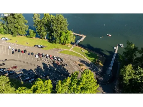2113 Willamette Falls Drive West Linn OR 97068