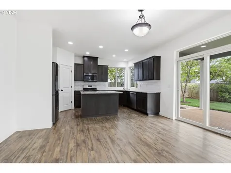 12609 NE 105th Way Vancouver WA 98682