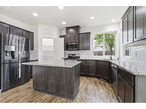 12609 NE 105th Way Vancouver WA 98682