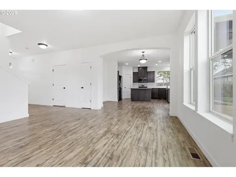 12609 NE 105th Way Vancouver WA 98682