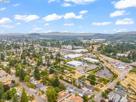 7928 SE Crystal Springs Boulevard Portland OR 97035