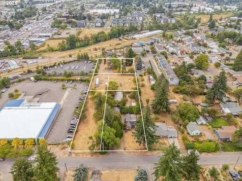 7928 SE Crystal Springs Boulevard Portland OR 97035