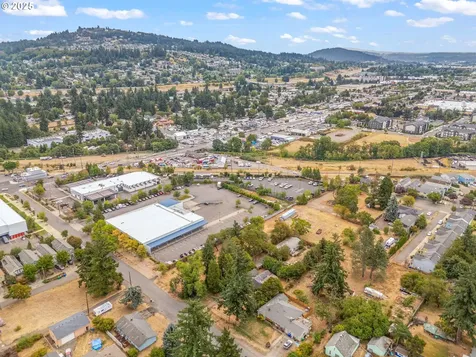7928 SE Crystal Springs Boulevard Portland OR 97035