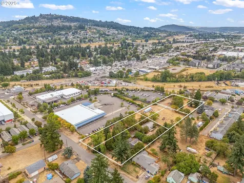 7928 SE Crystal Springs Boulevard Portland OR 97035