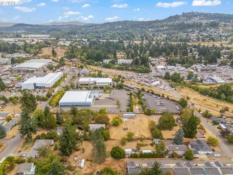 7928 SE Crystal Springs Boulevard Portland OR 97035