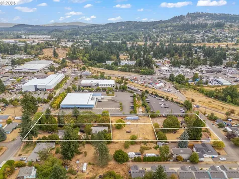 7928 SE Crystal Springs Boulevard Portland OR 97035
