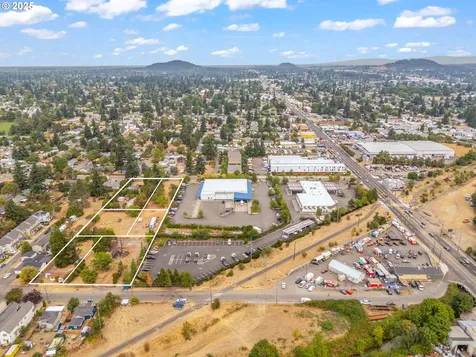 7928 SE Crystal Springs Boulevard Portland OR 97035