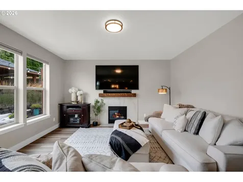 1638 NW Klickitat Street Camas WA 98607