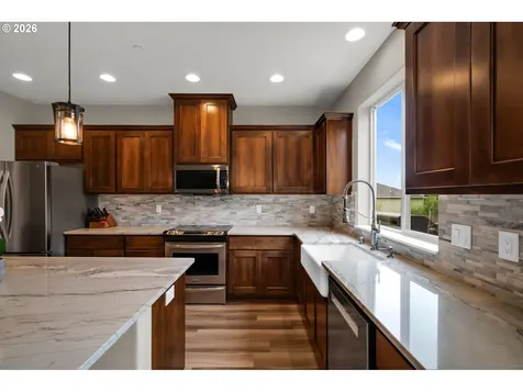 1638 NW Klickitat Street Camas WA 98607
