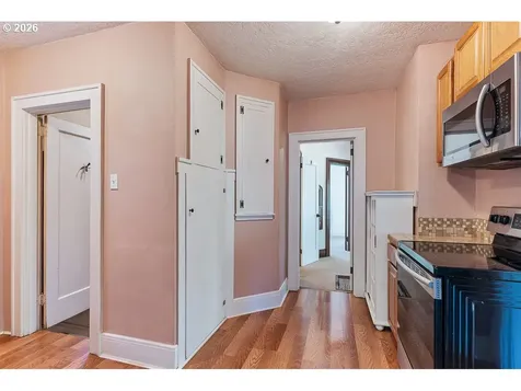 173 Pioneer Avenue Castle Rock WA 98611