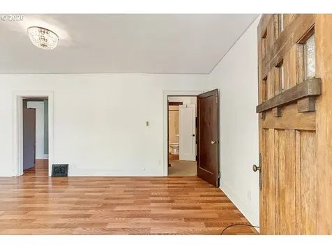 173 Pioneer Avenue Castle Rock WA 98611