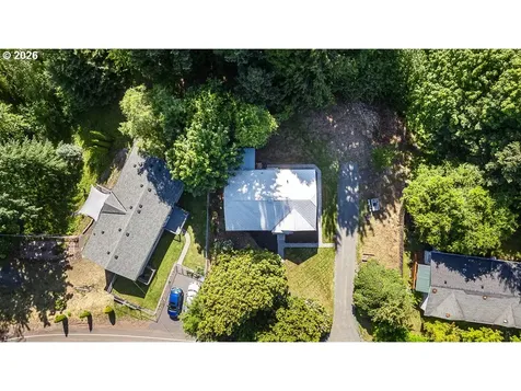 173 Pioneer Avenue Castle Rock WA 98611