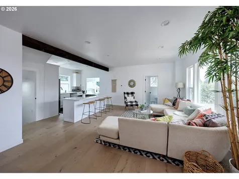 5105 SE 41st Avenue Portland OR 97202