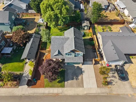 720 E Azalea Street Yamhill OR 97148
