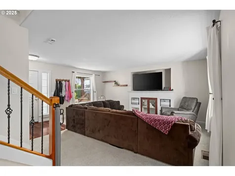 720 E Azalea Street Yamhill OR 97148