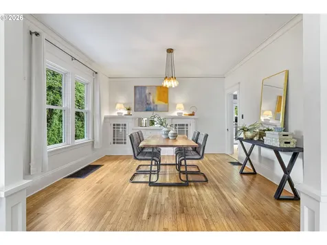 132 NE Cook Street Portland OR 97212