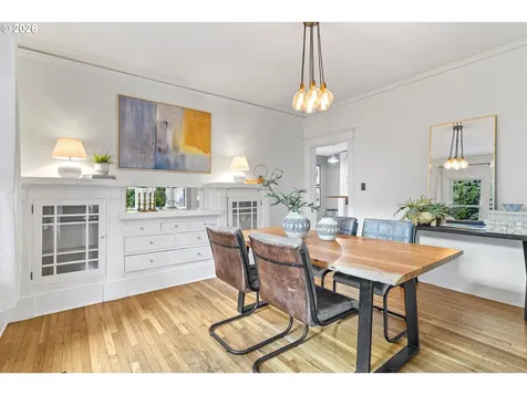 132 NE Cook Street Portland OR 97212