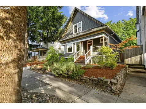 132 NE Cook Street Portland OR 97212
