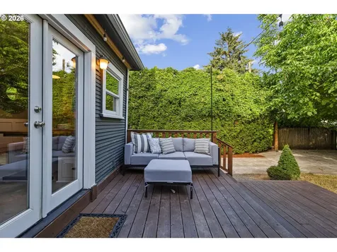 132 NE Cook Street Portland OR 97212