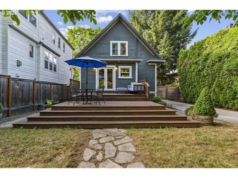 132 NE Cook Street Portland OR 97212