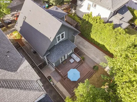 132 NE Cook Street Portland OR 97212