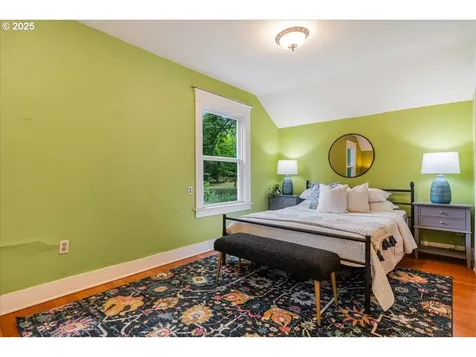 801 SE 25th Avenue Portland OR 97214