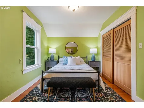 801 SE 25th Avenue Portland OR 97214