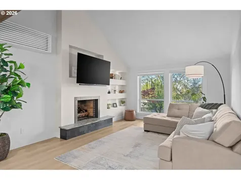 12332 SW 57th Avenue Portland OR 97219