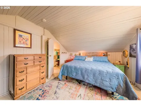 1170 NW 8th Court Lincoln City OR 97367