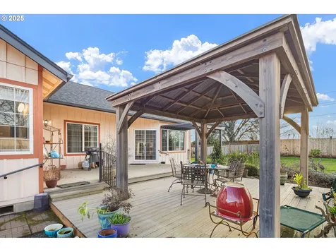 3180 Duck Horn Drive Eugene OR 97404
