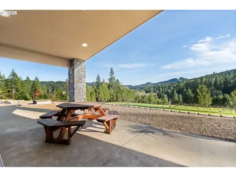 5996 Hayhurst Road Yoncalla OR 97499
