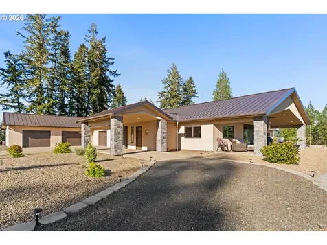 5996 Hayhurst Road Yoncalla OR 97499