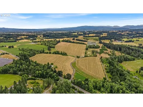 32998 S Highway 213 Molalla OR 97038