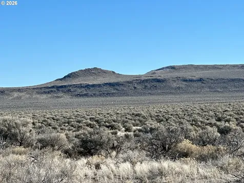 S Fandango Road Christmas Valley OR 97641