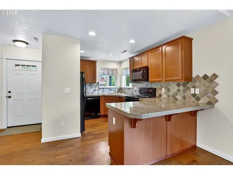 39730 Wall Street Sandy OR 97055