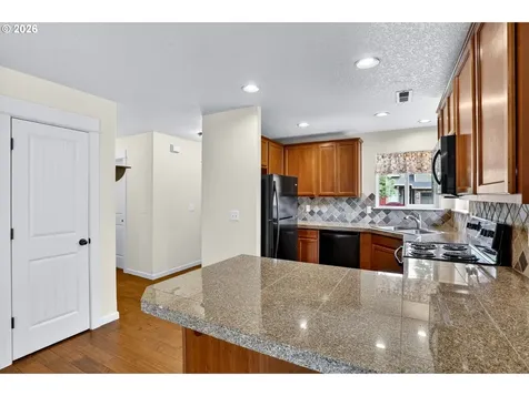 39730 Wall Street Sandy OR 97055